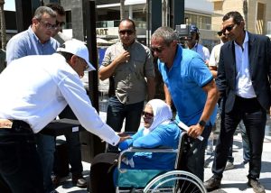 رئيس الوزراء يسلم عقود وحدات سكنية متنوعة بالعلمين الجديدة 2 العلمين الجديدة