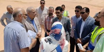 مسئولو الإسكان يتابعون تنفيذ مشروع سكن لكل المصريين بالعبور الجديدة