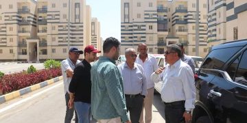 رئيس جهاز مدينة السادات يتفقد مشروعات الطرق والمرافق والإسكان