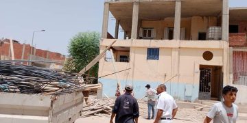 أجهزة مدن العاشر و6 أكتوبر وبني سويف الجديدة والشروق تواصل إزالة المخالفات