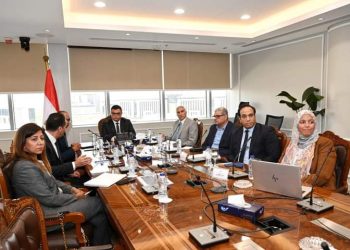 لماذا تستعين وزارة الإسكان بشركة سيمنز ؟