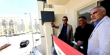 وزير الإسكان يتفقد وحدات سكن لكل المصريين بمدينة السادات