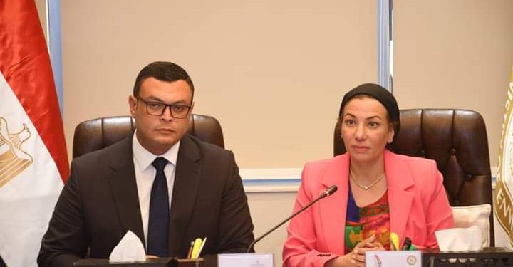 وزيرا الإسكان والبيئة يبحثان عدداً من ملفات العمل المشترك بين الوزارتين
