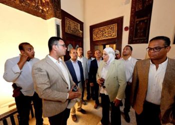 الشربيني يتابع مشروع ترميم منزل زينب خاتون بحى الجمالية