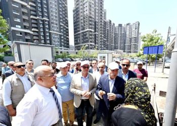 وزير الإسكان ومحافظ القاهرة يتفقدان مشروع تطوير مثلث ماسبيرو