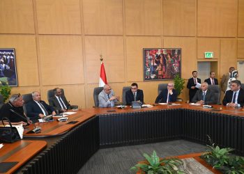 وزير الإسكان