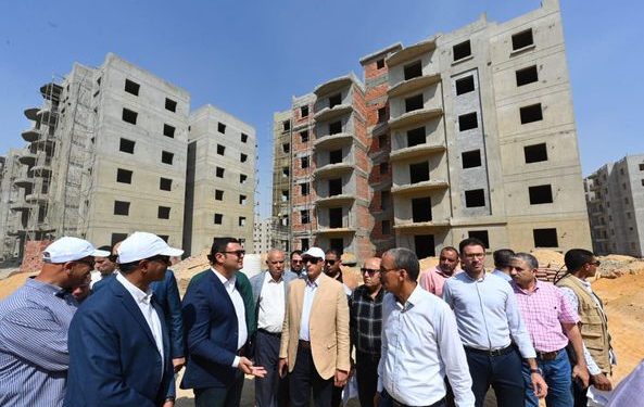 الإسكان هاتعمل إيه مع المقاولين المتقاعسين؟ .. الشربيني يوضح