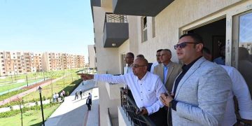 الشربيني يتفقد شقق سكن لكل المصريين بمدينة أكتوبر الجديدة