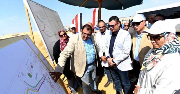 وزير الإسكان يتفقد توسعات مدينة الشيخ زايد والحزام الأخضر