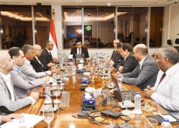 الشربيني يوجه باستخدام الحلول المتطورة في منظومة مياه الشرب