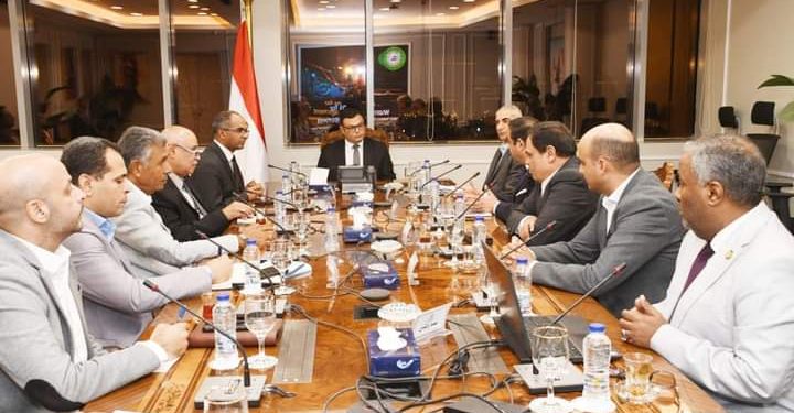 الشربيني يوجه باستخدام الحلول المتطورة في منظومة مياه الشرب