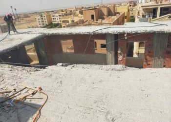 جهاز مدينة الشروق يُنفذ 47 قرار إزالة وسحب وغلق بمعاونة شرطة التعمير