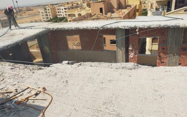 جهاز مدينة الشروق يُنفذ 47 قرار إزالة وسحب وغلق بمعاونة شرطة التعمير