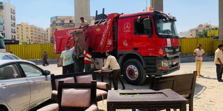 حملات لإزالة الإشغالات بعدة مناطق بمدينة 6 أكتوبر