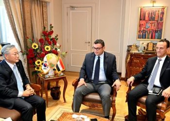 وزير الإسكان