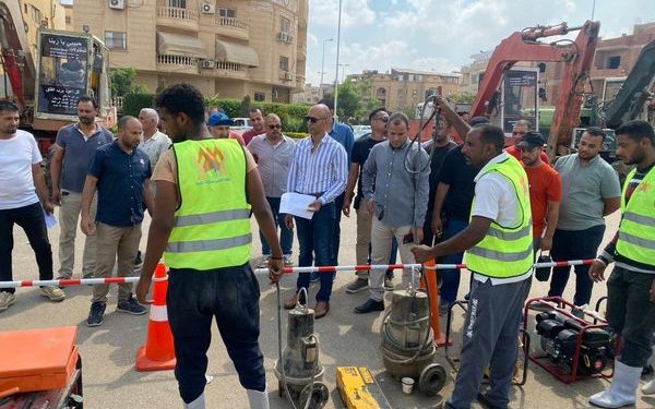رئيس جهاز القاهرة الجديدة يتفقد محطات الصرف الصحي 1 محطات الصرف الصحي