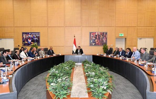 وزير الإسكان