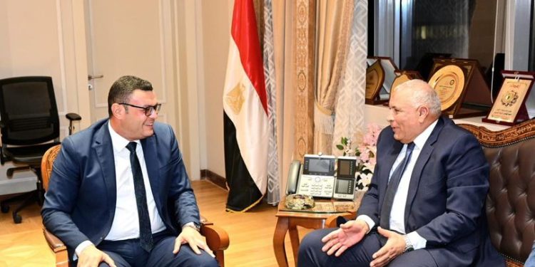 وزير الإسكان