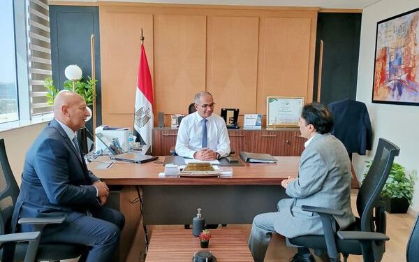 نائب وزير الإسكان يبحث مع شركة عالمية توطين صناعة المهمات الكهروميكانيكية 1 المهمات الكهروميكانيكية