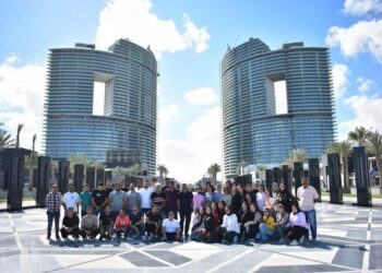 جامعة فاروس