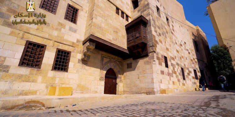 الشرببنى يعلن انتهاء ترميم وإعادة تأهيل منزل زينب خاتون 1 زينب خاتون