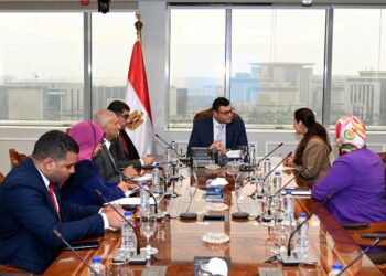 النساجون الشرقيون