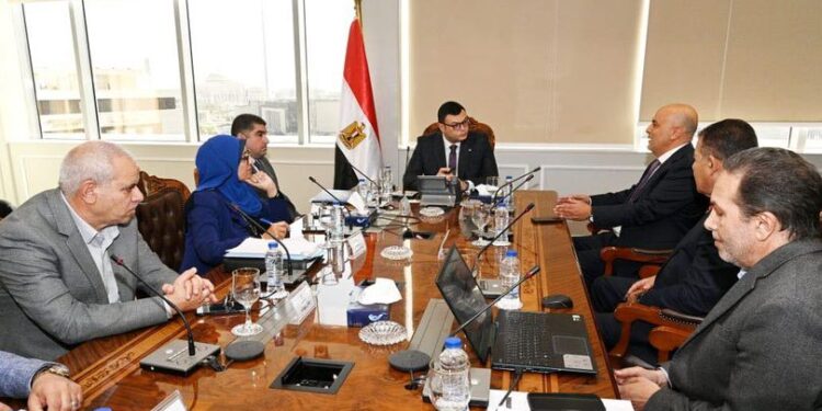 وزير الإسكان يتابع معدلات تسويق بعض مشروعات هيئة المجتمعات العمرانية الجديدة 1 وزير الإسكان يتابع معدلات تسويق بعض مشروعات هيئة المجتمعات العمرانية الجديدة