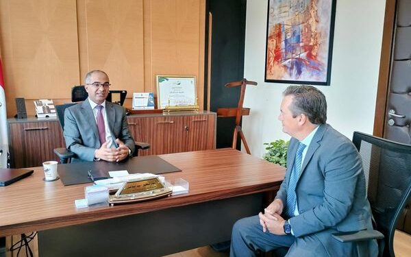 نائب وزير الإسكان يبحث فرص التعاون مع إحدى الشركات الإسبانية 1 نائب وزير الإسكان