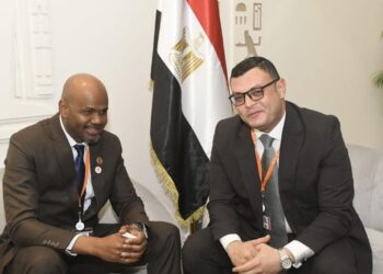 وزير الإسكان