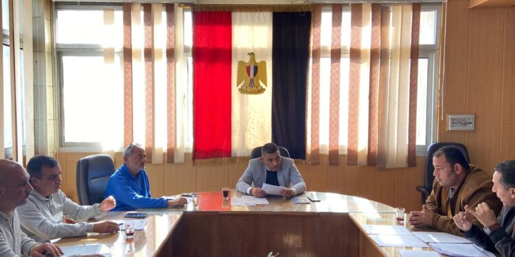 رئيس جهاز دمياط الجديدة يلتقى شركات المرافق والطرق العاملة بالمدينة 1 دمياط الجديدة