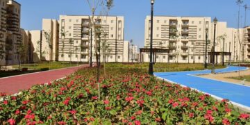 وزير الإسكان يوجه بسرعة الانتهاء من شقق سكن لكل المصريين بأكتوبر الجديدة