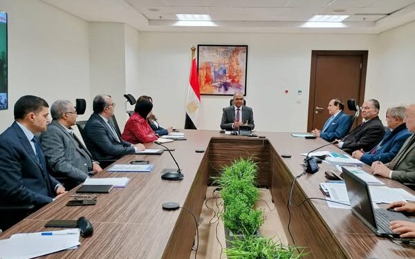 نائب وزير الإسكان يؤكد ضرورة المتابعة المستمرة لمشروعات المياه 1 مشروعات المياه