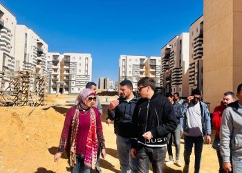 رئيس جهاز مدينة السويس الجديدة تتابع تقدم الأعمال بمختلف القطاعات