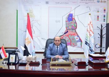 المهندس شريف عبد البديع يتابع أعمال الصيانة والتنظيف في سوهاج الجديدة