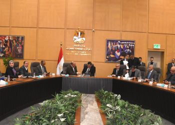 وزير الإسكان