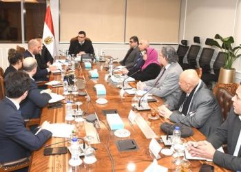 وزير الإسكان