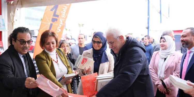 افتتاح الدورة العاشرة من معرض زايد للكتاب 1 معرض زايد للكتاب