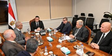 وزير الإسكان