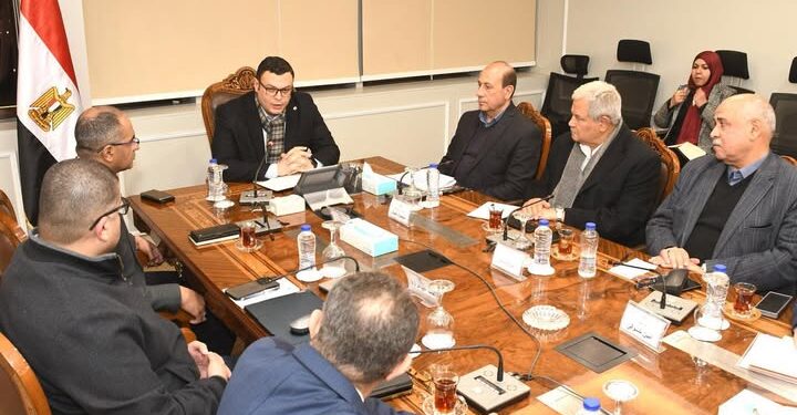 وزير الإسكان يتابع تنفيذ مشروعات المبادرة الرئاسية حياة كريمة 1 حياة كريمة