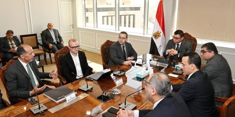 وزير الإسكان