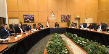 وزير الإسكان يتابع المشروعات السكنية من المحافظات والمدن الجديدة