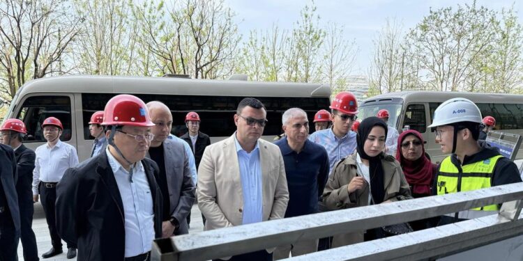 وزير الإسكان يتفقد أعمال إنشاء وتشغيل مركز أبحاث شركة عالمية بمدينة شنغهاي الصينية 1 وزير الإسكان