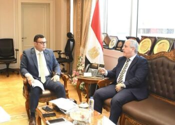 وزير الإسكان