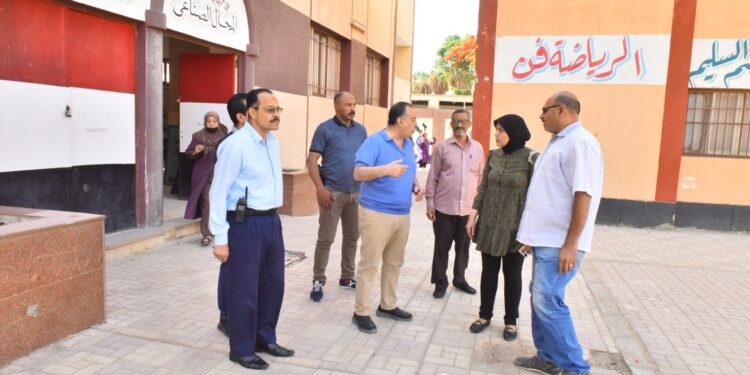 مدرسة النيل الإعدادية