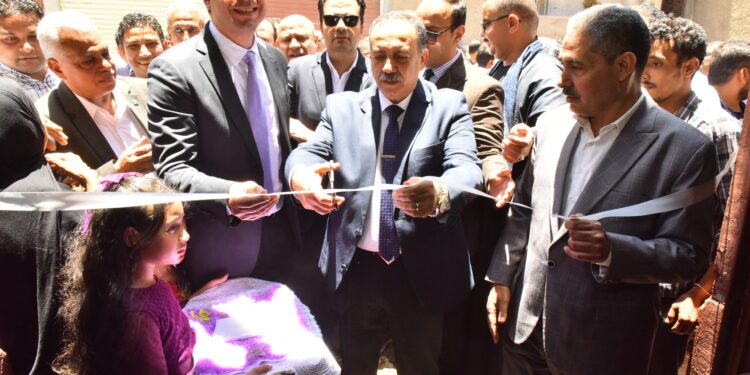 محافظ أسيوط