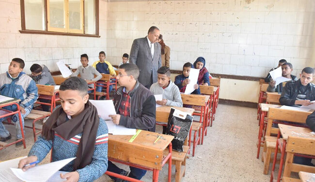 امتحانات الشهادة الإعدادية